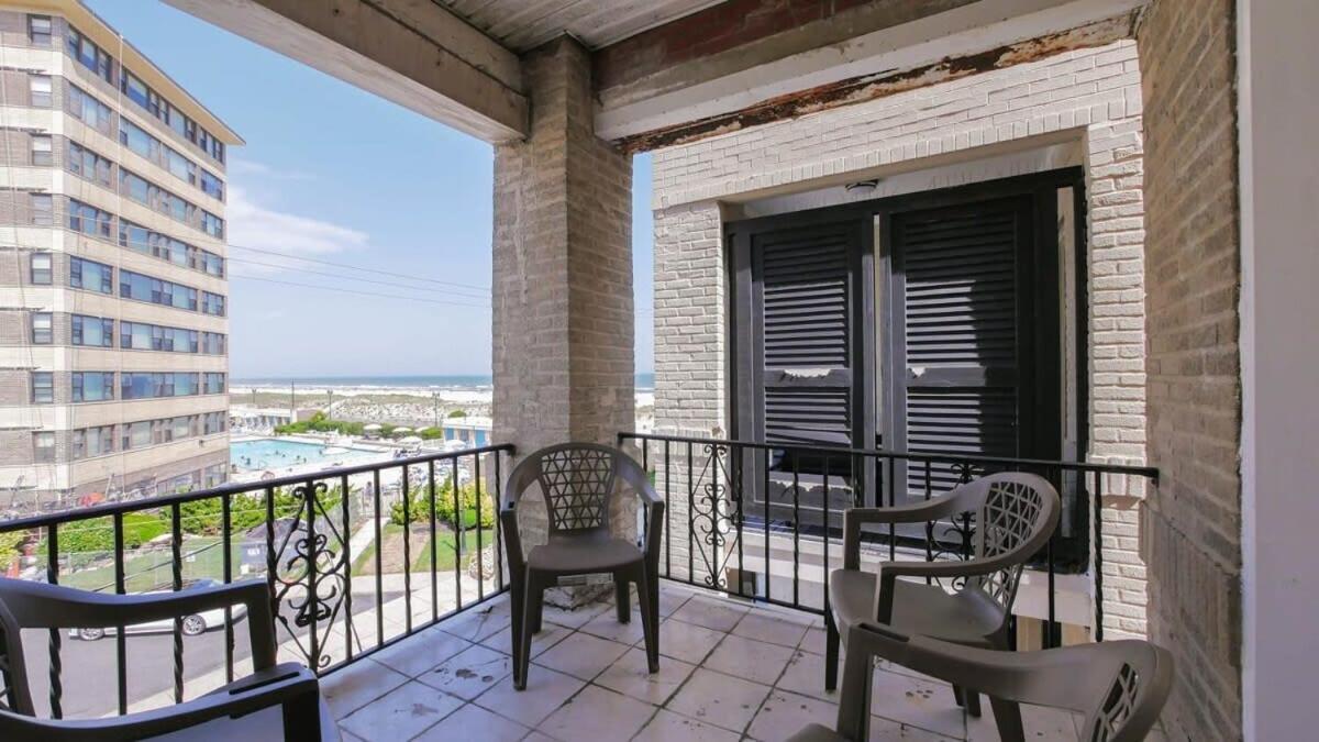 Escape To Raleigh Ave 3 Steps From The Beach Villa Atlantic City Exterior photo